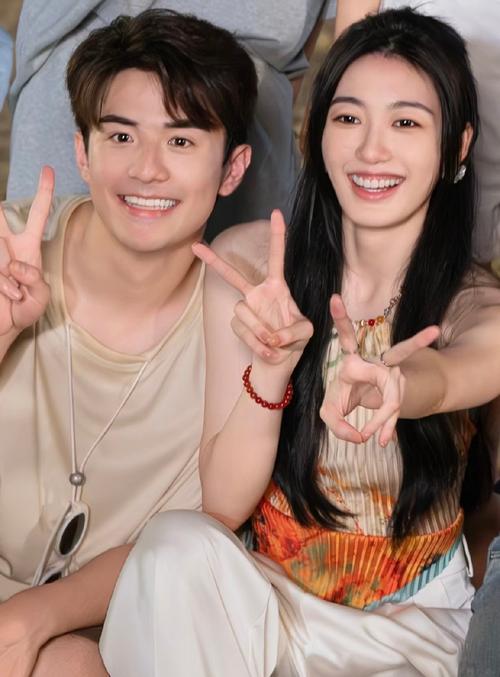 低调的明星情侣_低调的情侣_娱乐圈低调小情侣