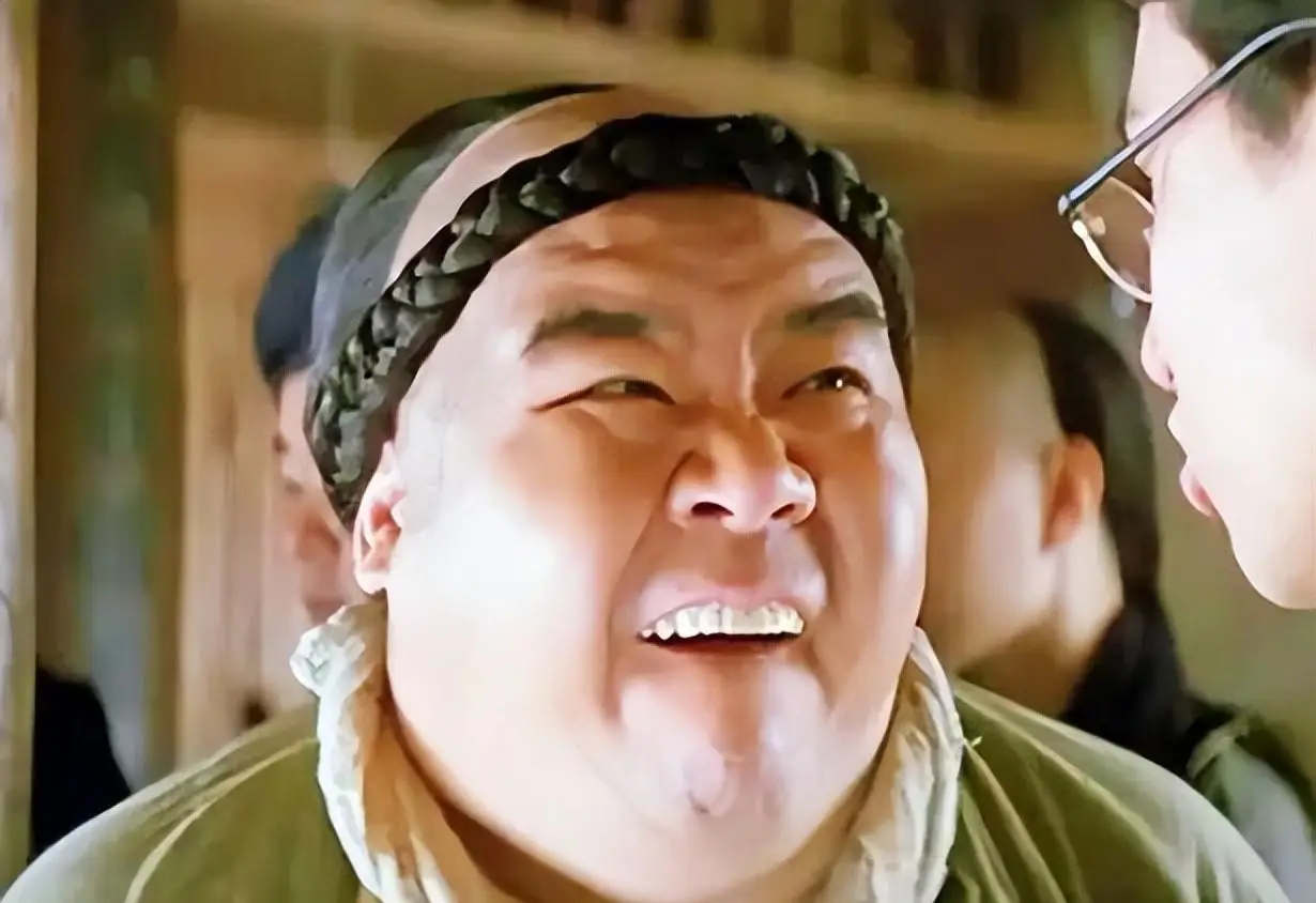 娱乐圈老演员凄凉_娱乐圈明星晚年生活悲惨_郑则仕晚年经历与现状