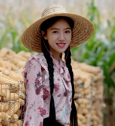 网红麦小登黑料,_直播带货割韭菜_网红麦小登争议