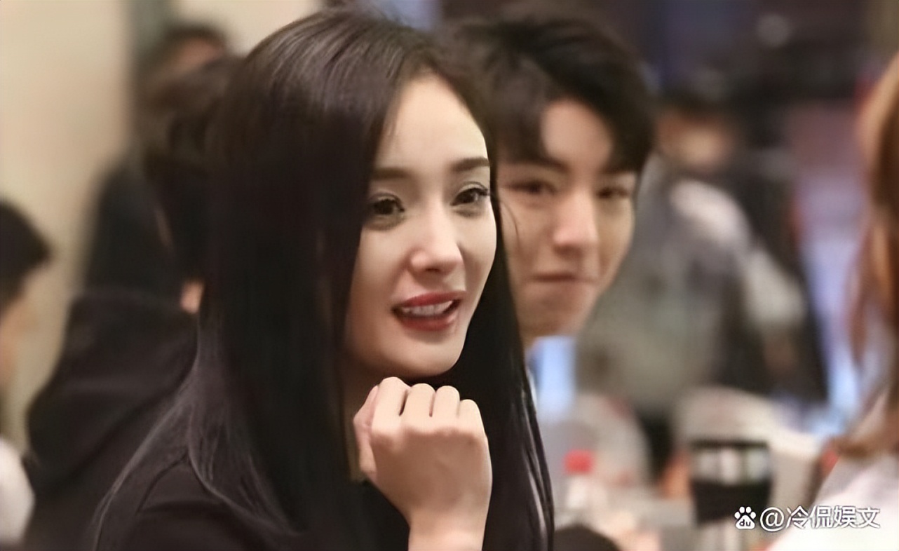 娱乐圈绯闻_杨幂王俊凯广告争议_杨幂王俊凯今日吃瓜51,